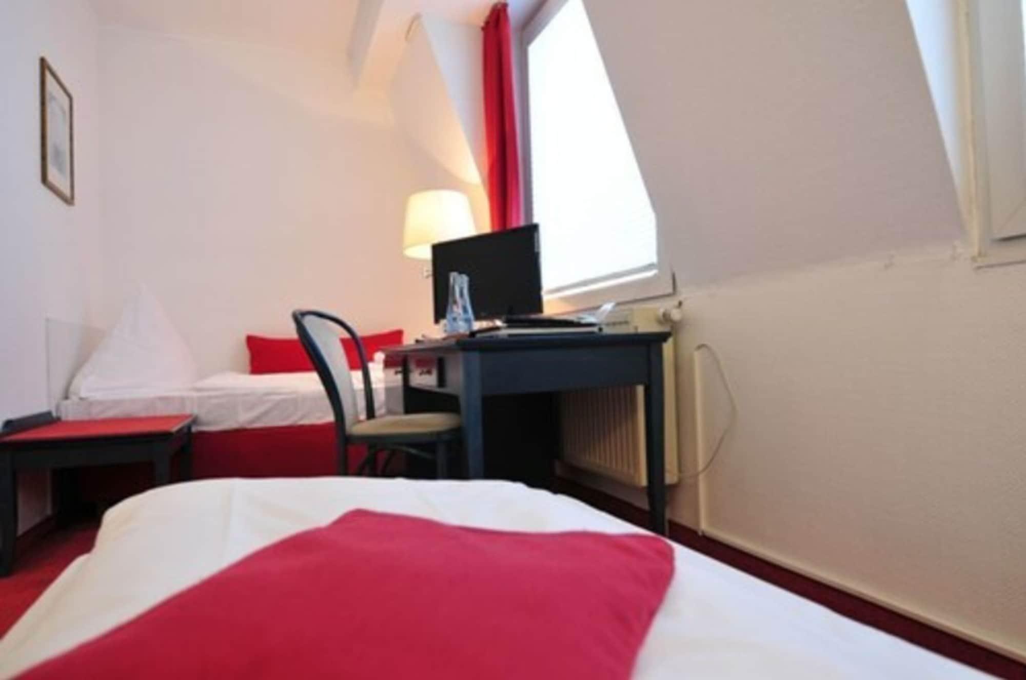 Cerano City Hotel Koeln Am Dom Екстериор снимка