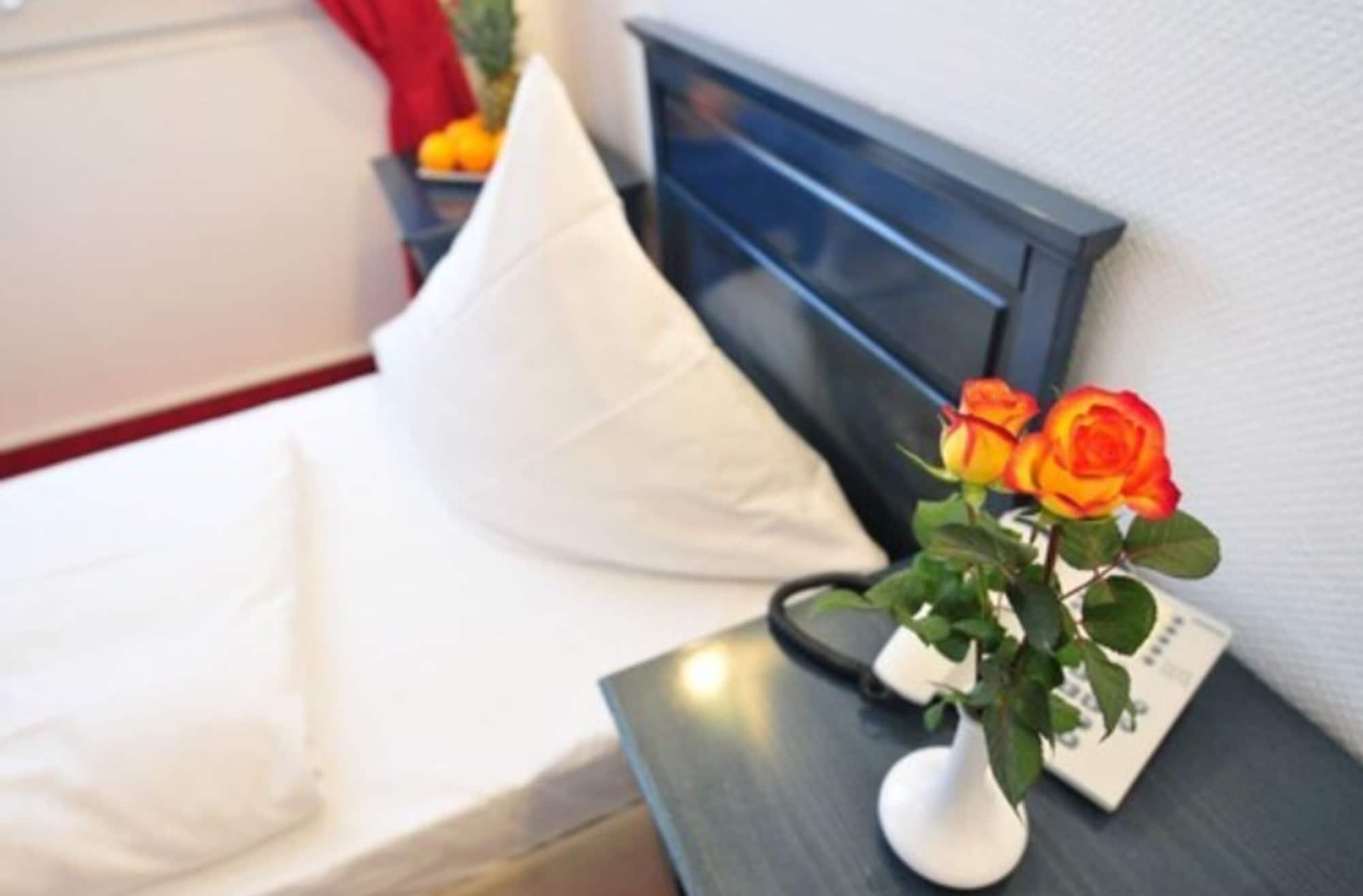 Cerano City Hotel Koeln Am Dom Екстериор снимка