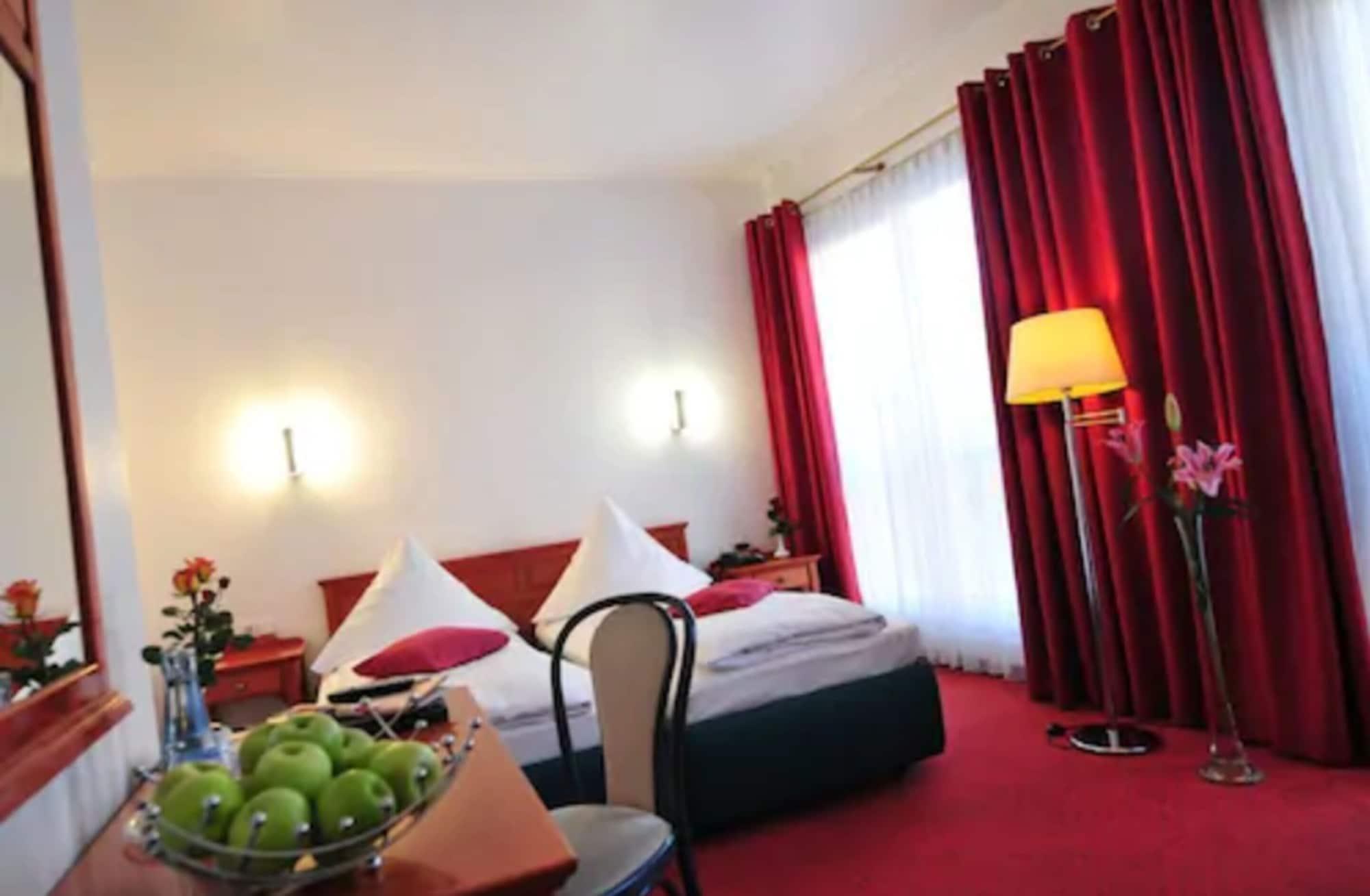 Cerano City Hotel Koeln Am Dom Екстериор снимка