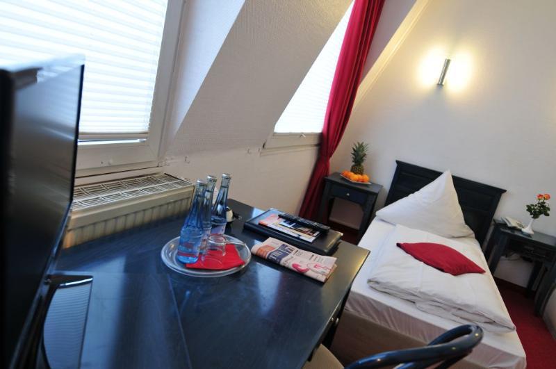 Cerano City Hotel Koeln Am Dom Екстериор снимка